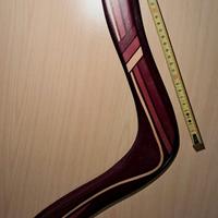 Boomerang NUOVO in legno.