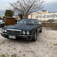Jaguar XJ Daimler 4.0 cat Super Charged