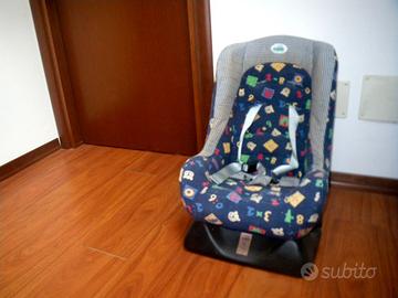 seggiolino auto per trasporto bambini