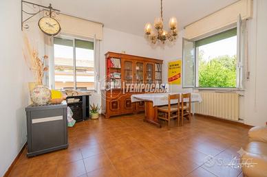 Trilocale Pt/rialzato con giardino esclusivo e gar