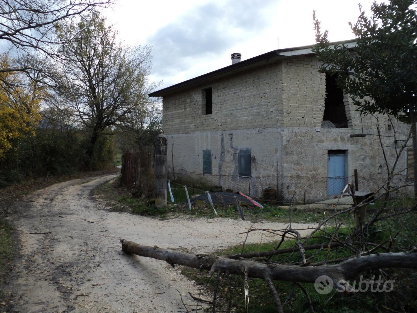 Rustico indipendente a Cervaro (FR) - Vista 5