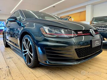 Volkswagen Golf GTI - SPORT - SOLO 50.000 KM