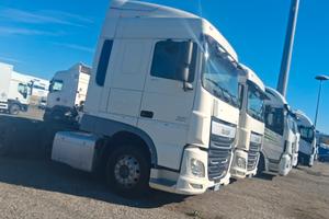 TRATTORE Daf XF 460 FT 906
