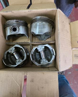 SUZUKI PISTONI USATI G16B MAGGIORATI 0,50