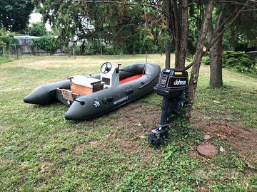 Gommone NOVAMARINE RH400 carrello motore