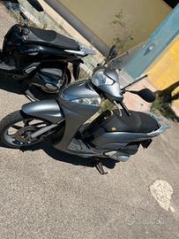 sh 300i