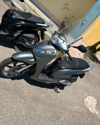sh 300i