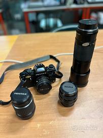 Macchina fotografica Pentax LX con 4 obbiettivi