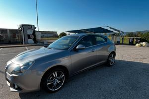 Alta Romeo Giulietta 1.6 JTDm 120cv (2015)