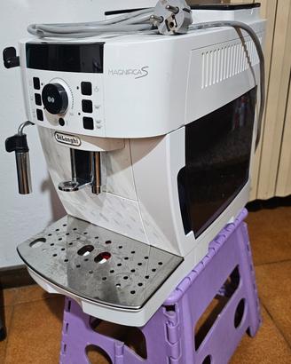 Macchina caffe' De Longhi 