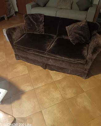  divano due posti marrone 