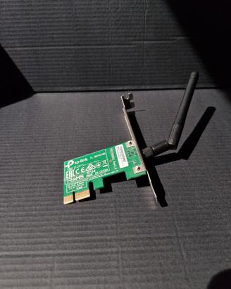 Scheda Wi‑Fi TP-Link PCIe con antenna