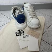 Mcqueen posteriore in velluto blu