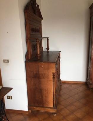 Credenza con alzata