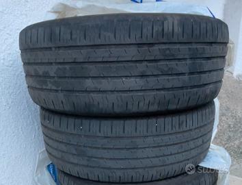 Gomme Continental 235 55 18