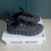 Nike Mind 002 Black Hyper Crimson- Taglia EU 42 W