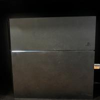 PlayStation 4 500gb con 3 controller e 3 giochi