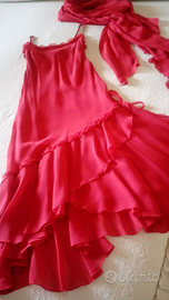 Vestito rosso elegante con inserto strass