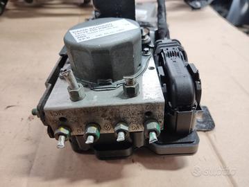 Gruppo abs DACIA SANDERO 1461cc TDI del 2013