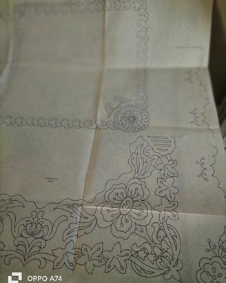 foglio con molteplici disegni da ricamo trasferi