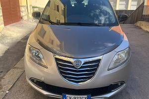 Lancia Y 0.900 twin air strafull