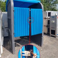 capannina in plastica usata