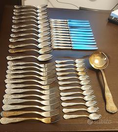 Titolo dell'annuncio
Servizio di Posate Argentate