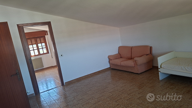 Grazioso appartamento mansardato vicino palmolive