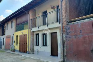 CASA INDIPENDENTE A ROBECCO SUL NAVIGLIO