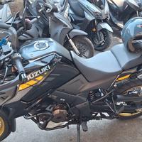 RARA Suzuki V Strom 1050 XT 2023 KM 20000