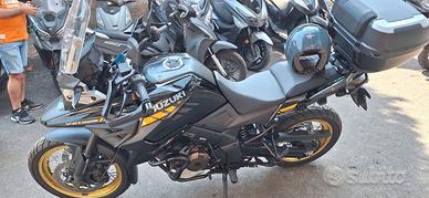 RARA Suzuki V Strom 1050 XT 2023 KM 20000