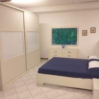 Camera in frassino laccato nuova