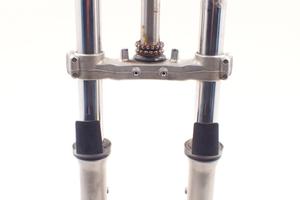 Sospensione anteriore piastre forcelle Kawasaki ZZ