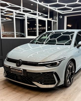 Volkswagen Golf 2.0 TDI 150CV R-Line DSG