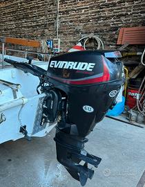 Fuoribordo 25 cv evinrude e-tec barca con fuoribor
