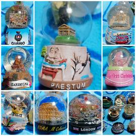 12 Sfere di Vetro cn Acqua e Neve.Souvenir ed altr