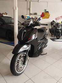 COME NUOVO BEVERLY 300 HPE BLACK KM6000+ANTF GARAZ