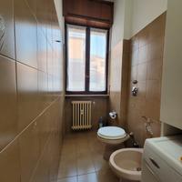 Monolocale arredato adatto per due persone Descriz