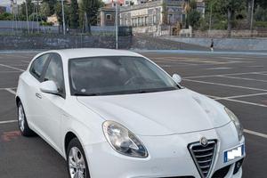 Alfa Romeo Giulietta - unico proprietario 135000km