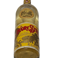 Bottiglia di Liquore Strega, prodotto a Benevento.