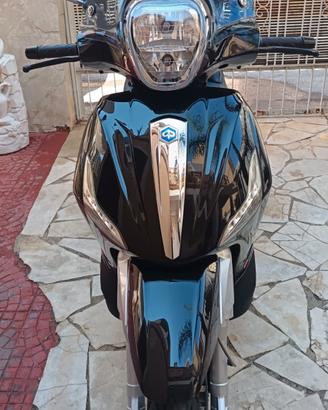 Piaggio Beverly 300 ie