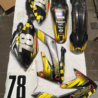 Kit plastiche crf250 2006