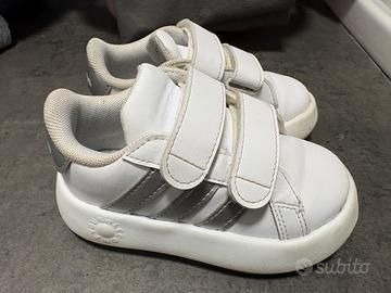 Sneackers bimbo n. 22/33