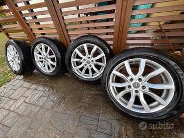 Ruote cerchi lega Qashqai gomme Toyo invernali 