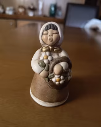 Thun Donna del Presepe