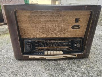Radio d'epoca Grundig type 3045 W