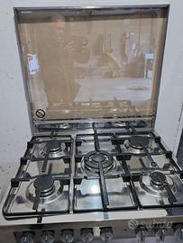 cucina, a Gas  con forno eletrico