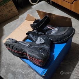 scarpe moto 