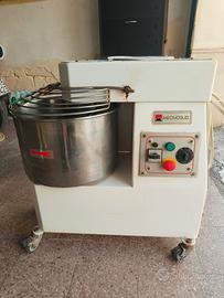 impastatrice professionale 20kg  380 v