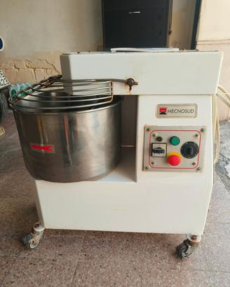 impastatrice professionale 20kg  380 v